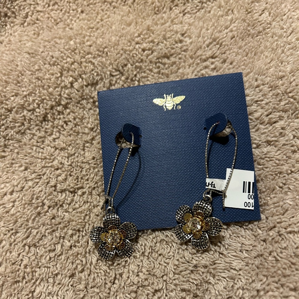 Silver & gold drop style earrings